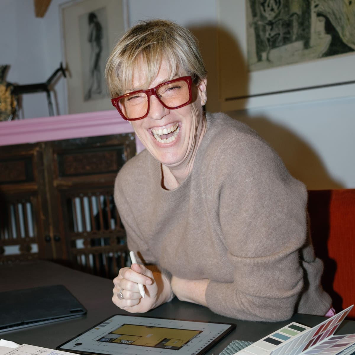 kirsten-hermsen-interieurontwerper-interieurontwerp Interieurontwerper Kirsten Hermsen werkt aan een persoonlijk interieurontwerp met materiaalstalen